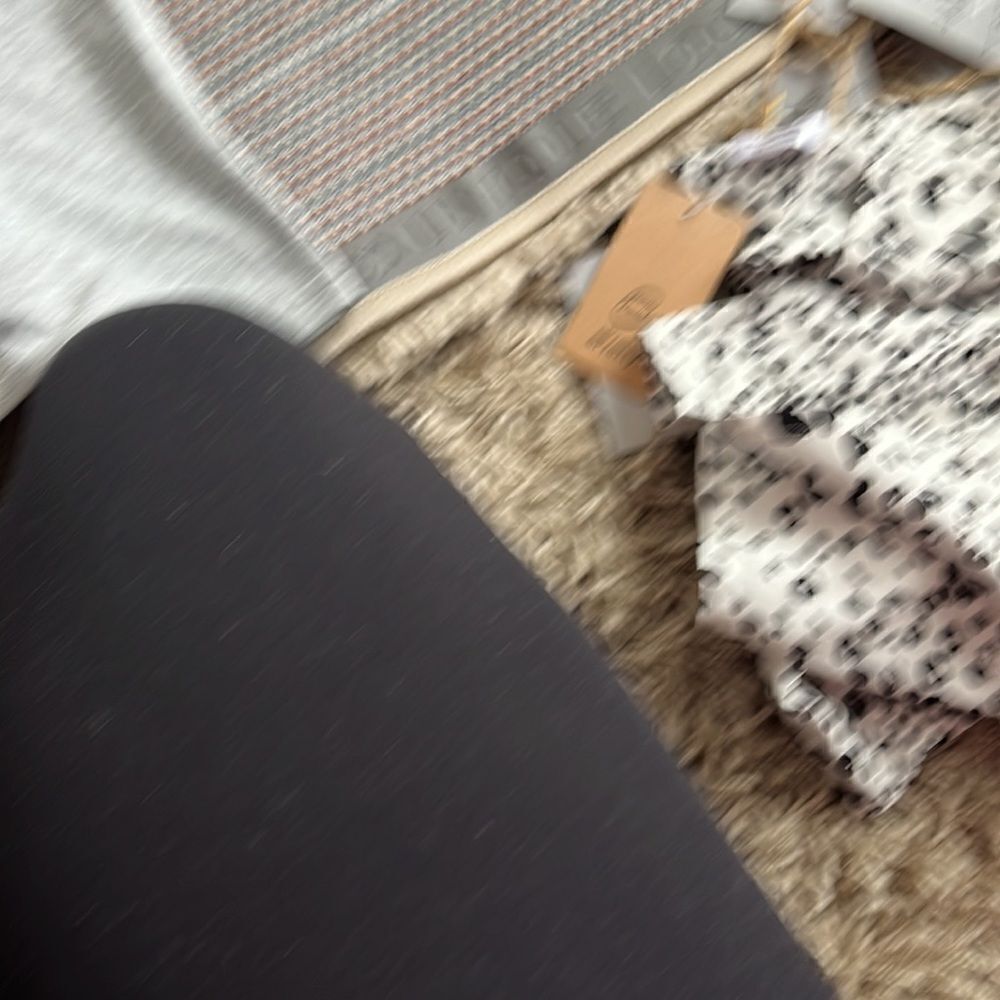 NWT ePretty Lace Cap Sleeve Shirt Size Medium - Picture 5 of 5